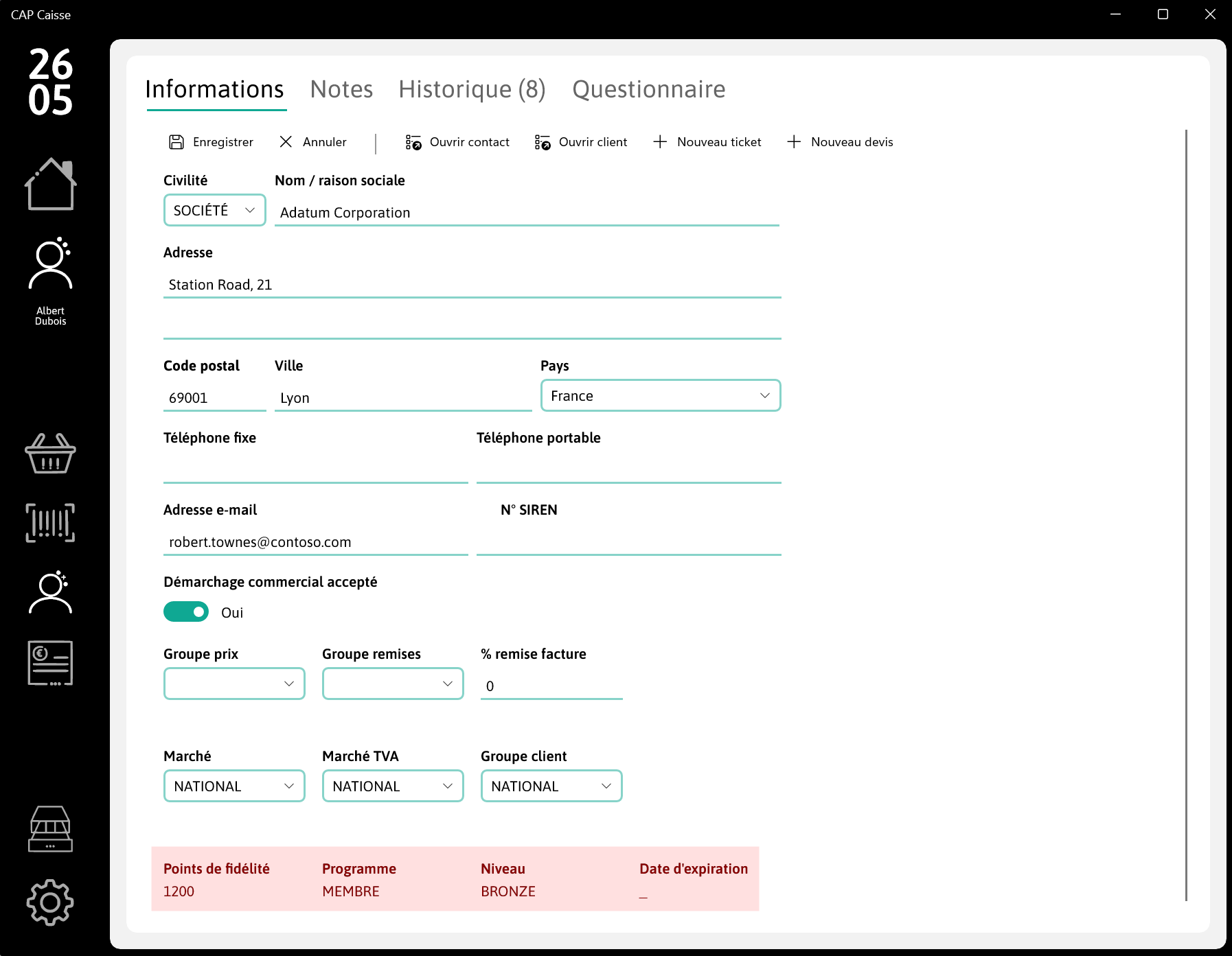 Fiche contact de l'application cliente